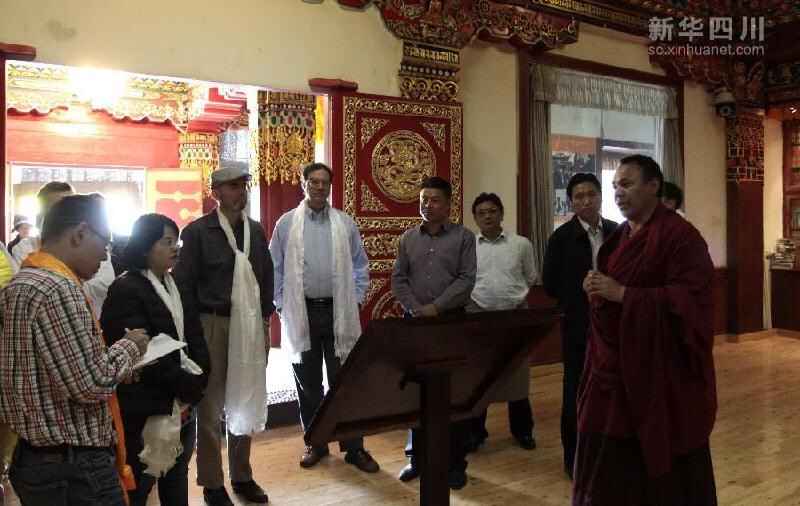 ཁྲེན་ཏུའུ་རུ་བཅའ་སྡོད་བྱས་པའི་རྒྱལ་ཁབ་མང་པོའི་གཞུང་ཚབ་མི་སྣས་སི་ཁྲོན་བོད་ཁུལ་གྱི་རྫོང་དང་གྲོང་ཁྱེར་8ལ་ལྟ་སྐོར་རྟོག་ཞིབ་བྱས།